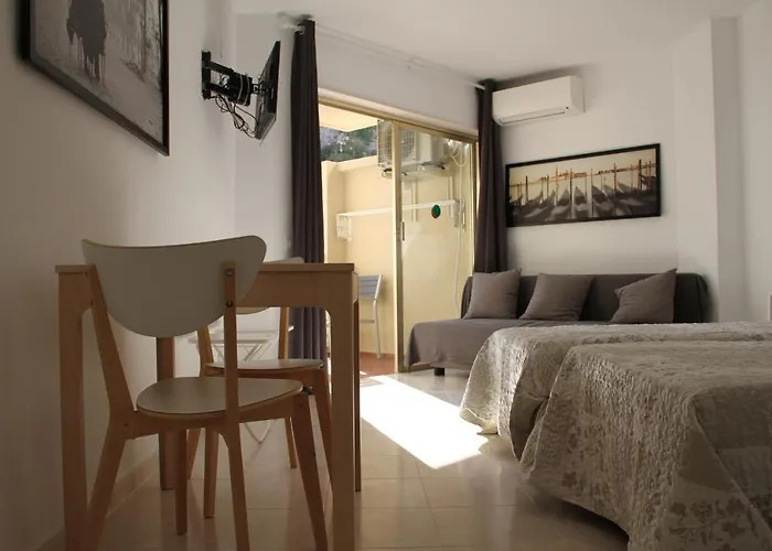 Estudio Luxury Primera Linea De Playa Parking Gratuito דירה Almuñécar